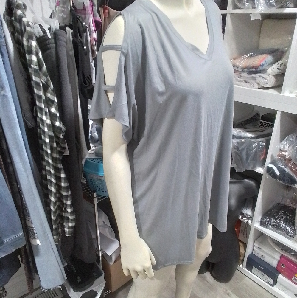 PLUS SIZE Ransom Collection Gray Plus Top NWT - Picture 7 of 8